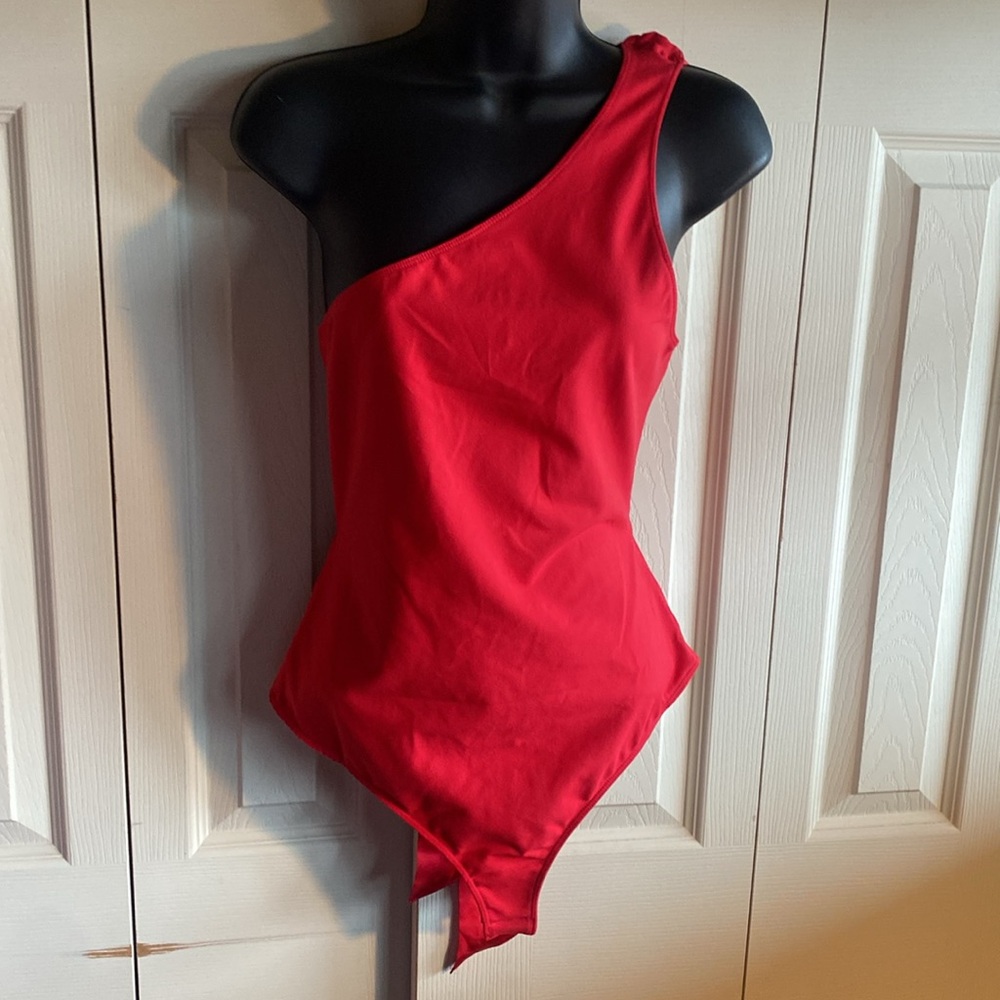 Free People NWT Can't Stop Me One-Shoulder Thong Back Body/Bathing Suit medium - Picture 4 of 13